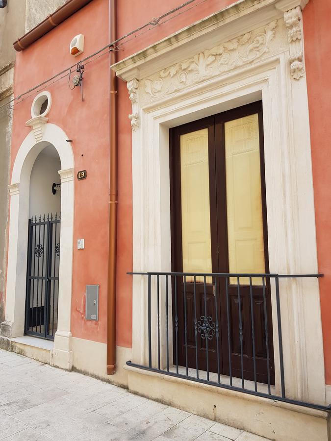 Bed & Breakfast In Centro Vittoria Buitenkant foto