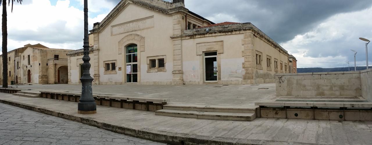 Bed & Breakfast In Centro Vittoria Buitenkant foto