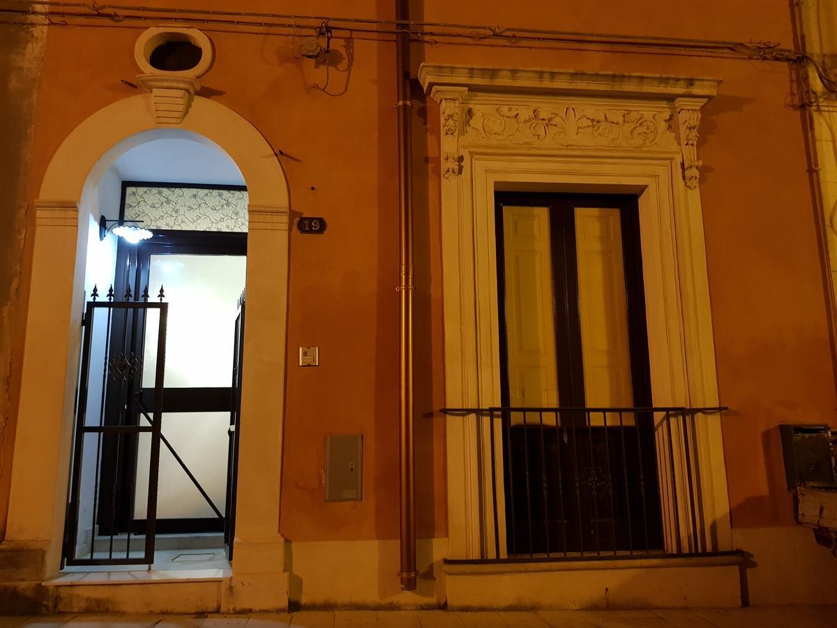 Bed & Breakfast In Centro Vittoria Buitenkant foto